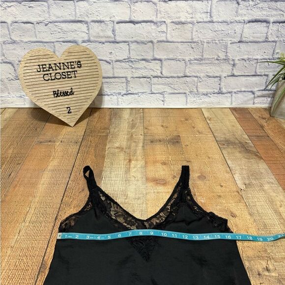 RESET black lace cami top - Picture 8 of 10